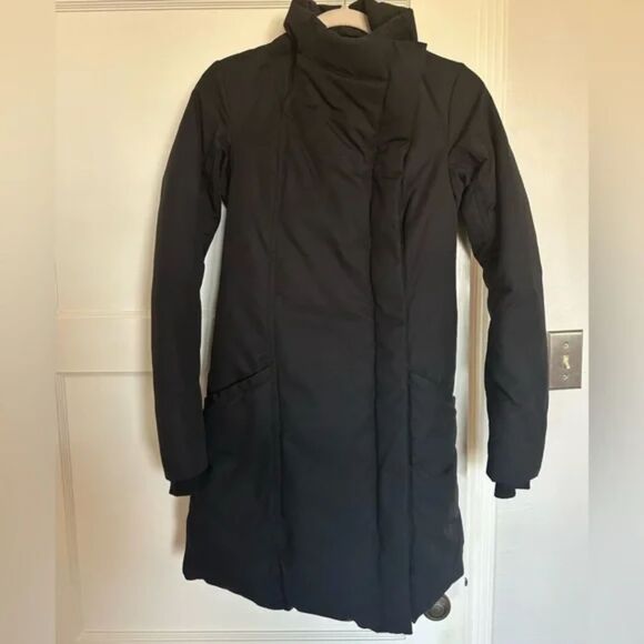 NWT Aritzia Babaton Bowerman Black Asymmetrical Zip Down Puffer Jacket Coat XS 0 - Picture 12 of 14